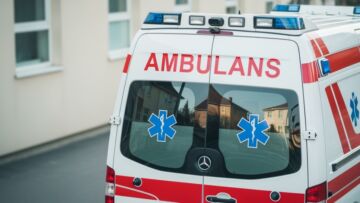 Policjanci uratowali bezdomnego mężczyznę w ciężkim stanie przed hospitalizacją