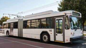 Zabytkowy San H100A na linii 133 – Gdynia świętuje 60-lecie!