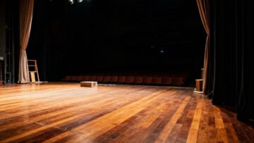 Tajemnicze kryminalne słuchowiska w Teatrze Atelier Sopot już w niedzielę!