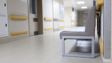 Nowa kobiecość: Joga hormonalna dla kobiet 40+ w Broadway